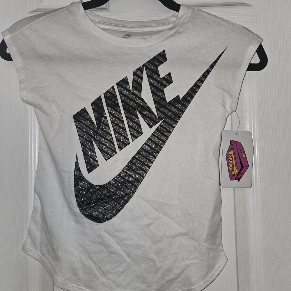Nike White Sleeveless T-Shirt